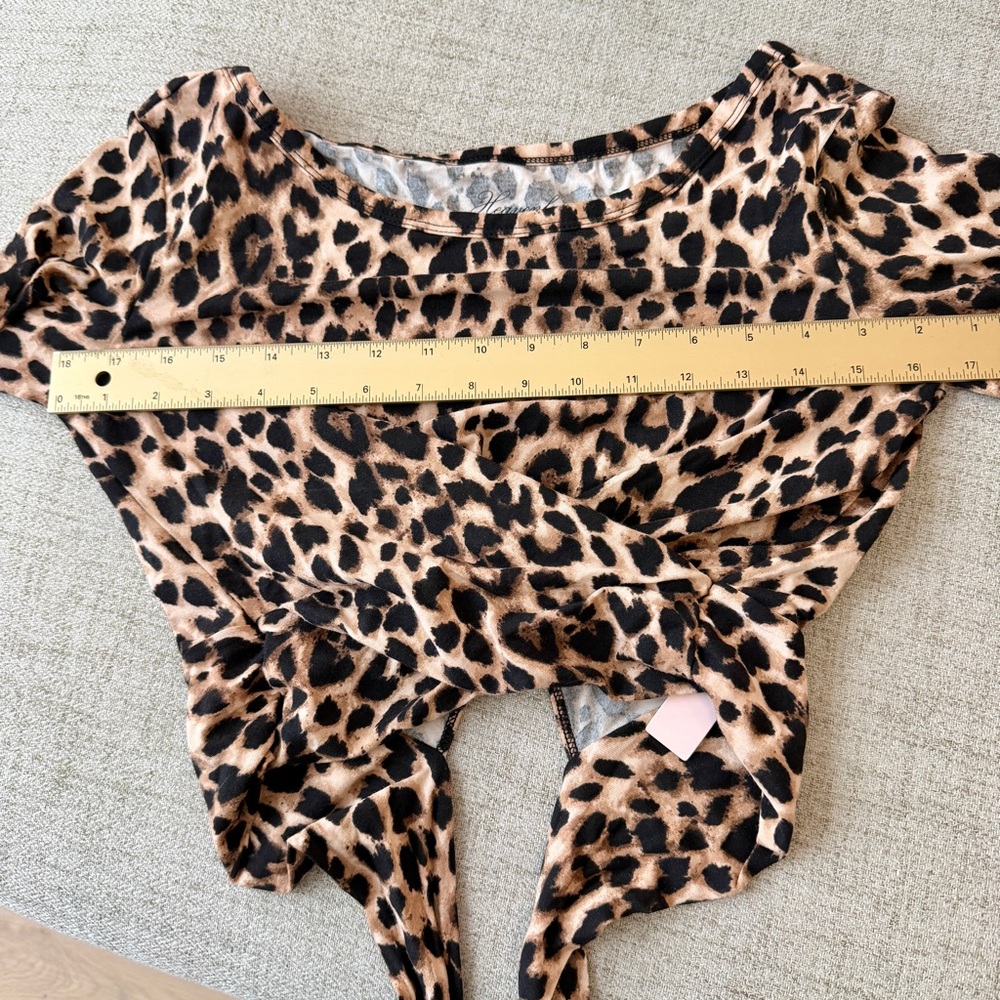 🐆 Victoria’s Secret Heavenly Modal Leopard Print Tie-Back Long Sleeve Crop Top - Picture 10 of 13